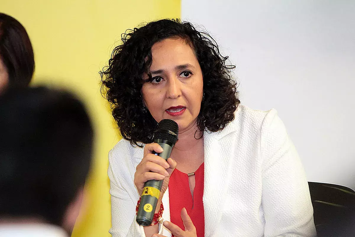 Fotografía de Noticia "Comparten mujeres destacadas su experiencia laboral"