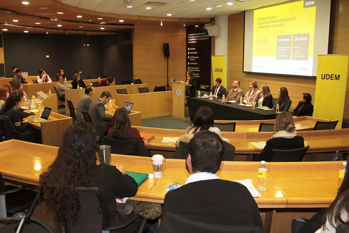 Fotografía de Noticia "Promueve CIDH prevención de pobreza corrupción e inequidad"