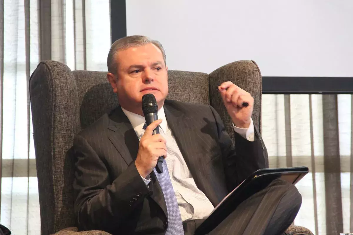 Fotografía de charla en la inauguración del Doctorado en Derecho