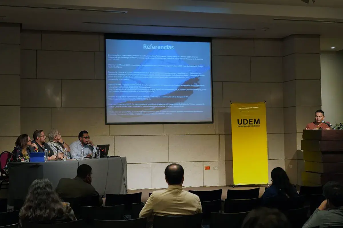 Archivo UDEM