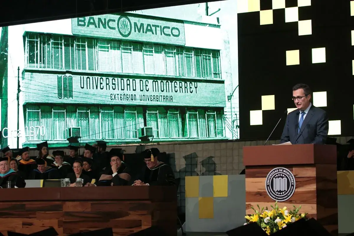 Archivo UDEM