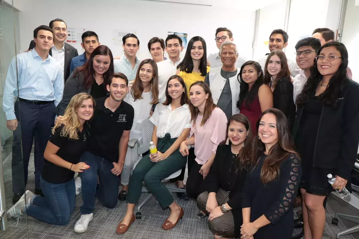 Archivo UDEM