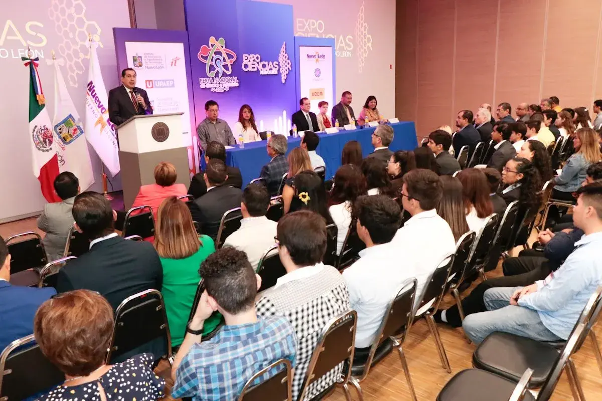 Archivo UDEM