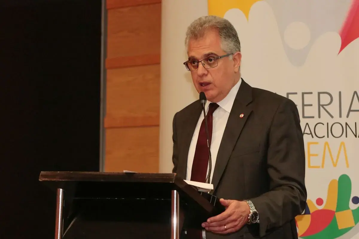 Archivo UDEM