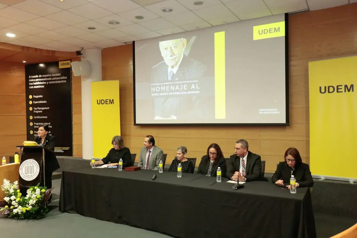 Archivo UDEM