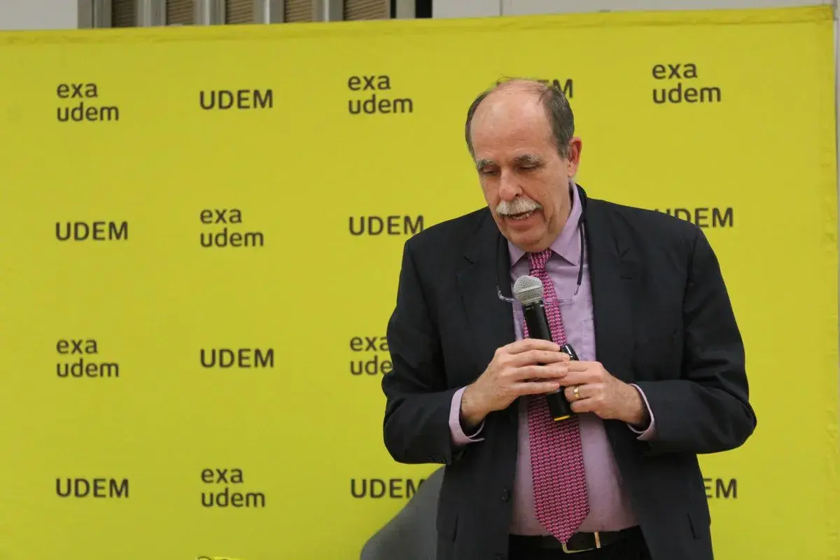 Archivo UDEM