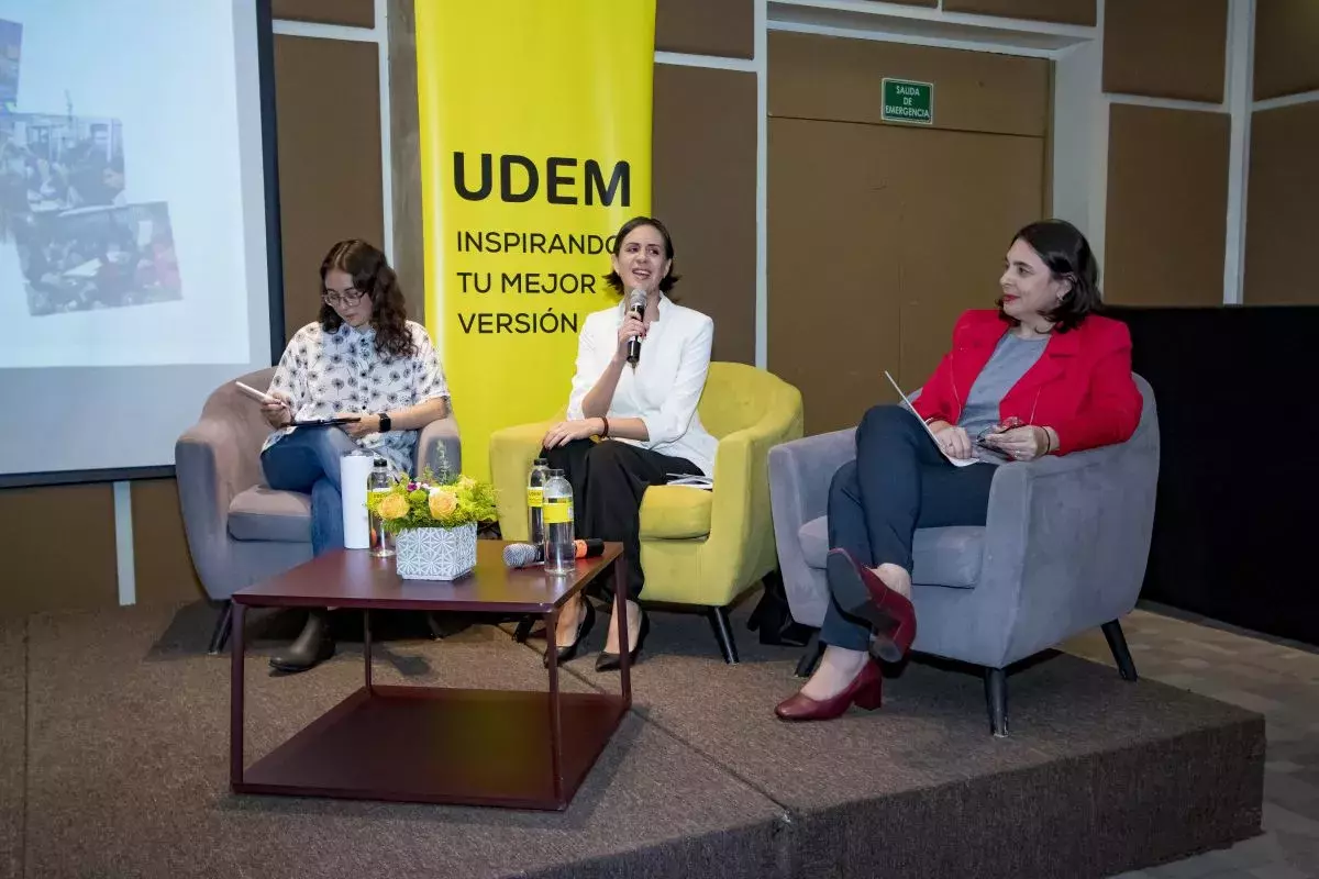 Archivo UDEM