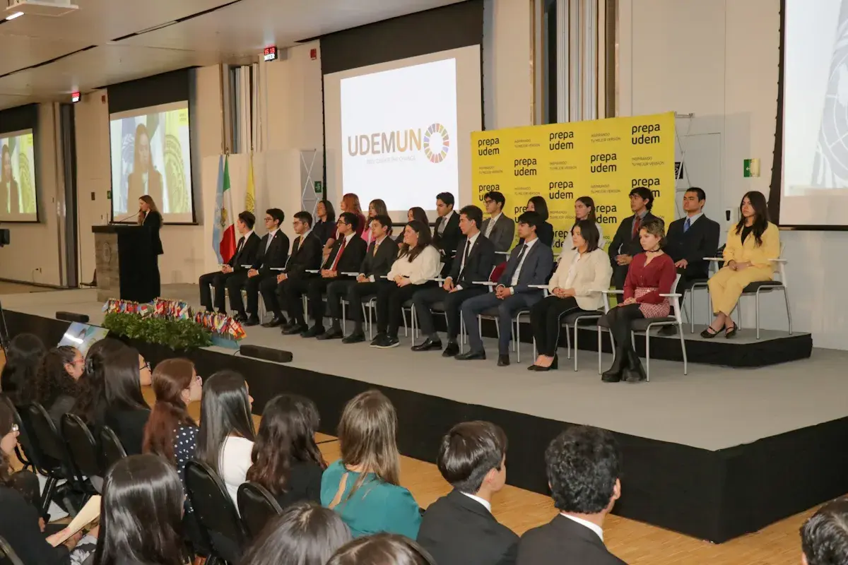 Archivo UDEM