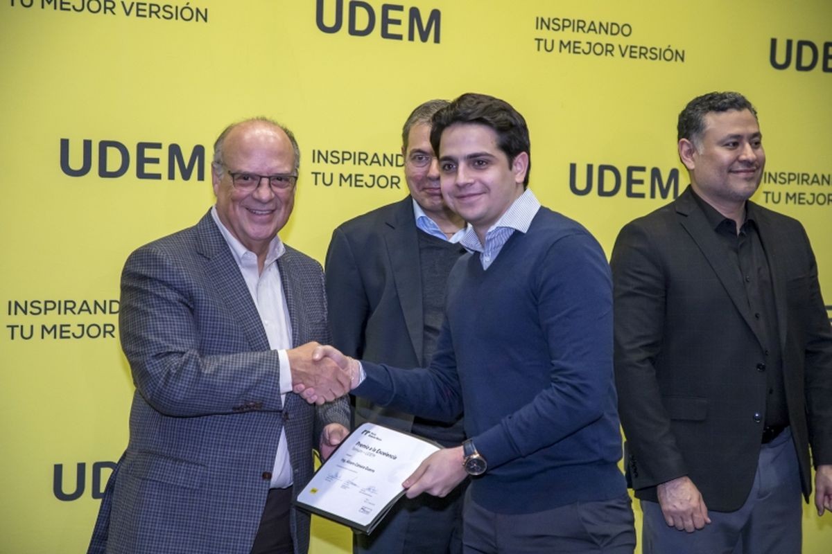 Premio a la Excelencia Académica Ternium - UDEM