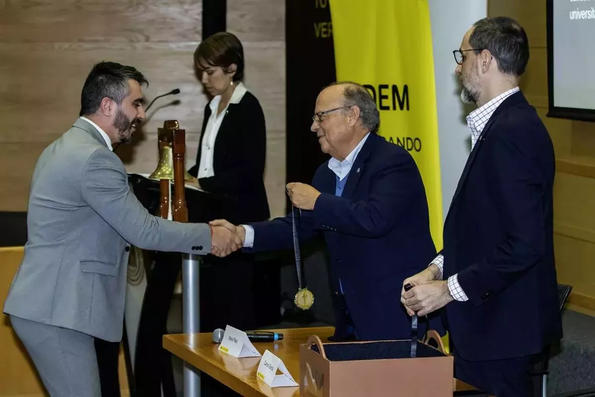 Archivo UDEM