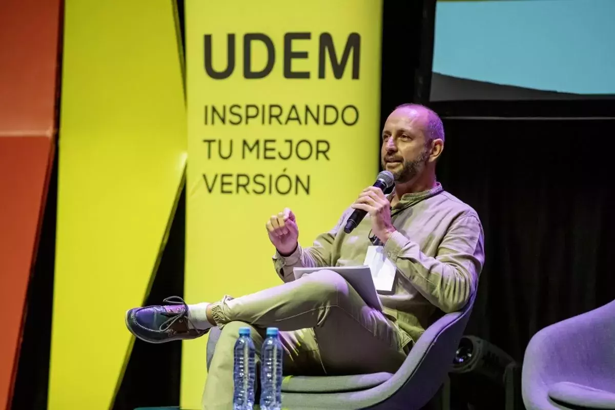 Archivo UDEM
