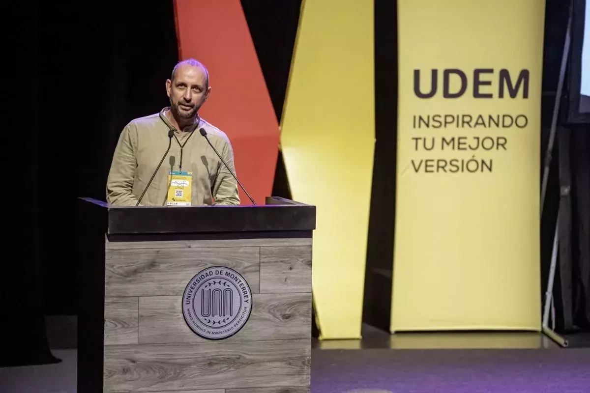 Archivo UDEM