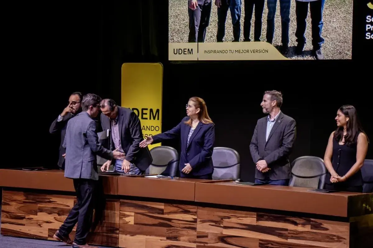Archivo UDEM
