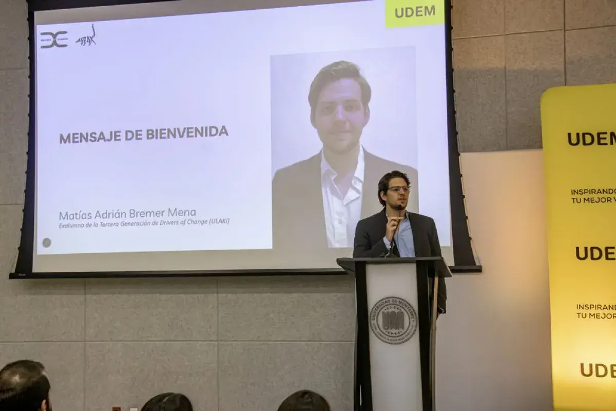 Archivo UDEM
