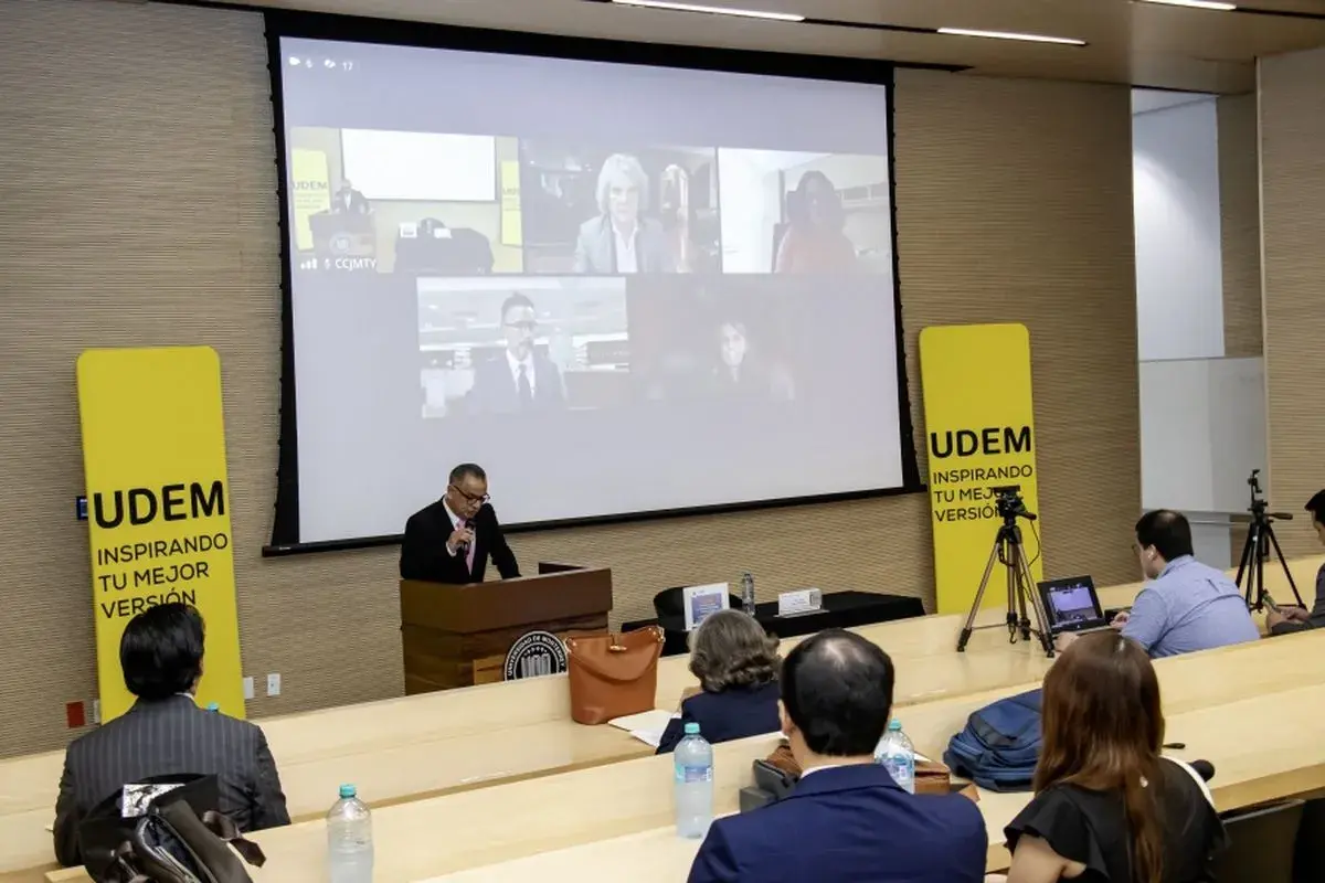 Archivo UDEM