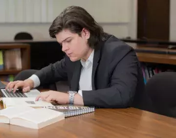 Bachelor’s degree in Law and Finance