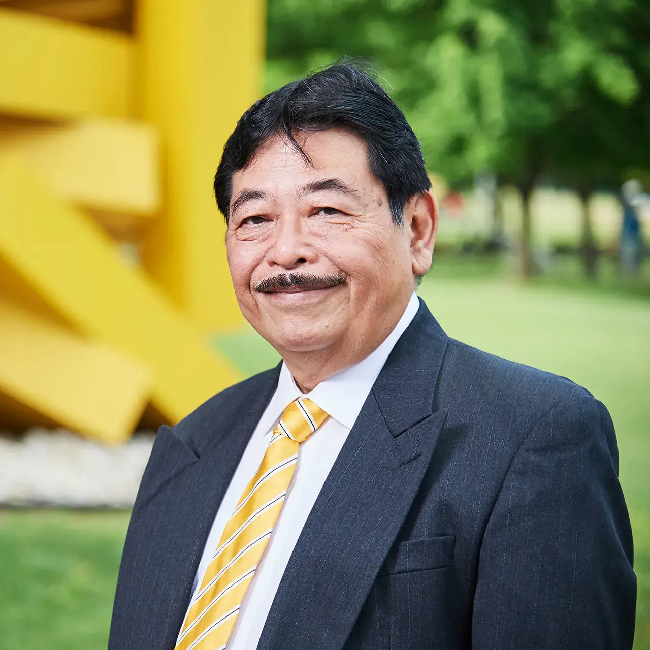 Jorge Takenaga, profesor.