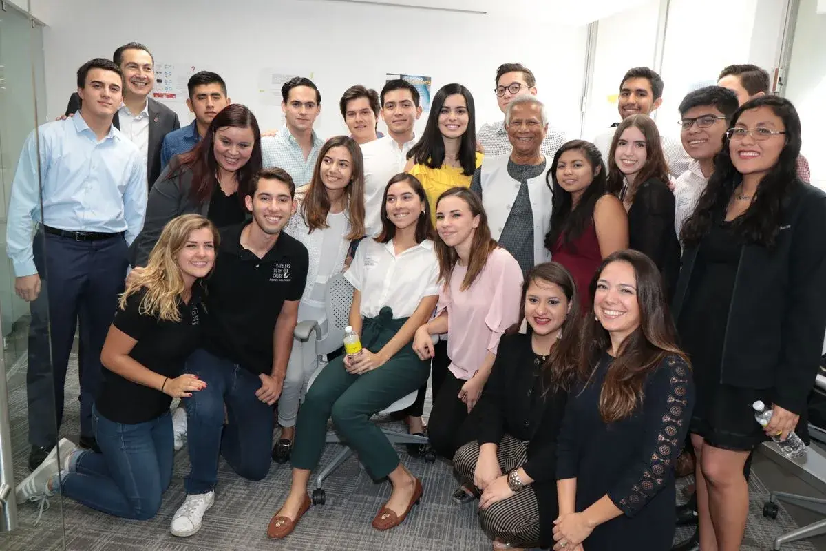 Archivo UDEM