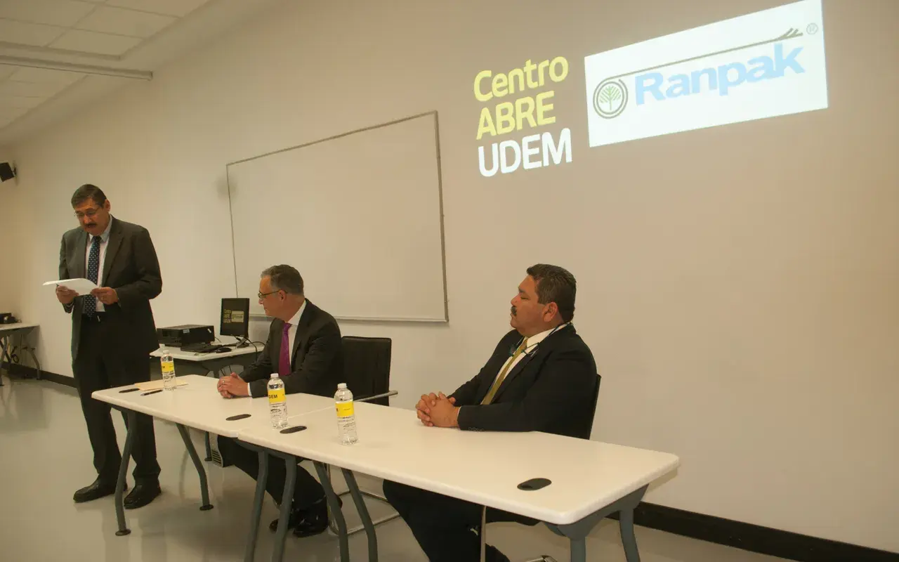 Archivo UDEM