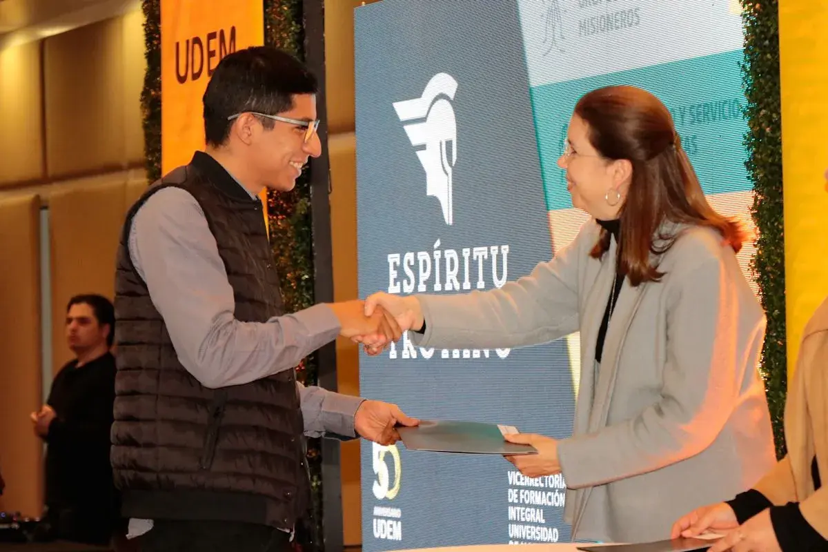 Archivo UDEM