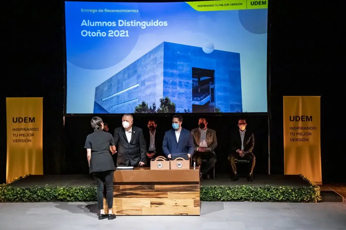 Archivo UDEM