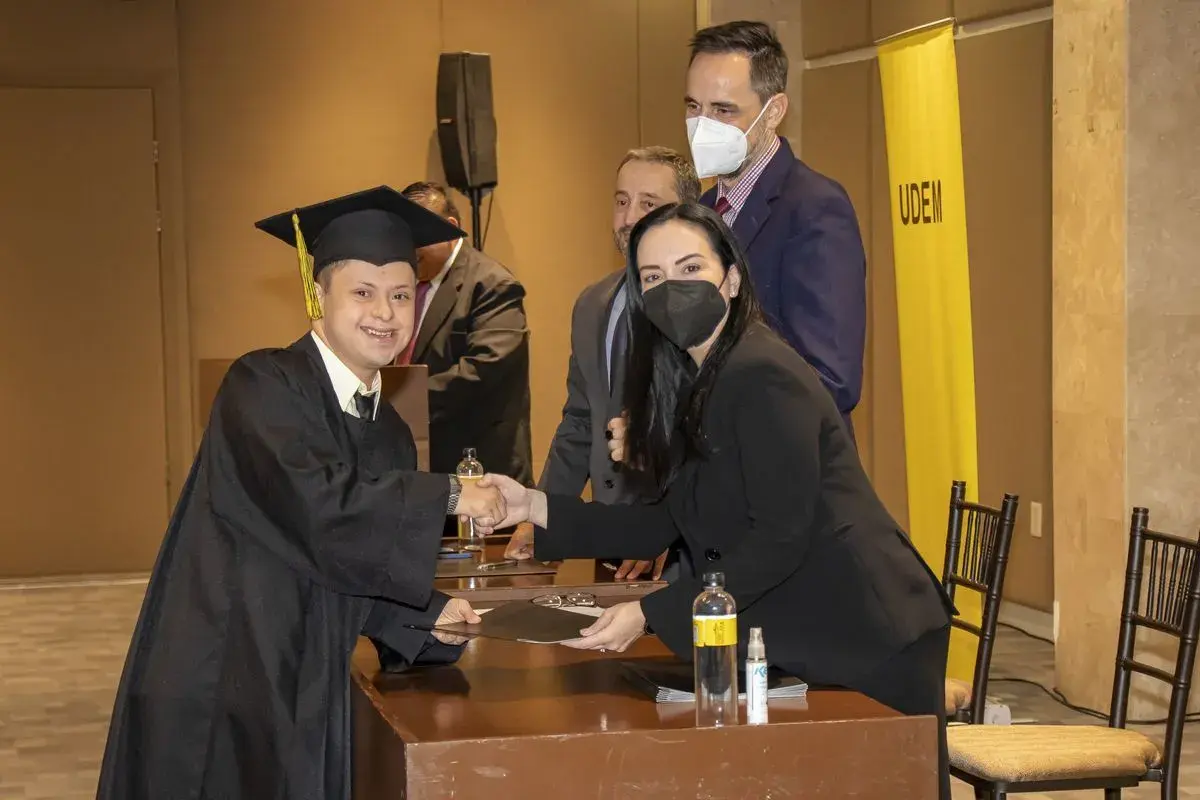 Archivo UDEM