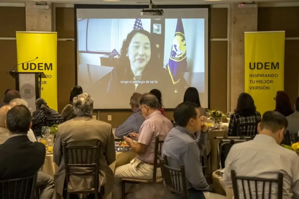 Archivo UDEM