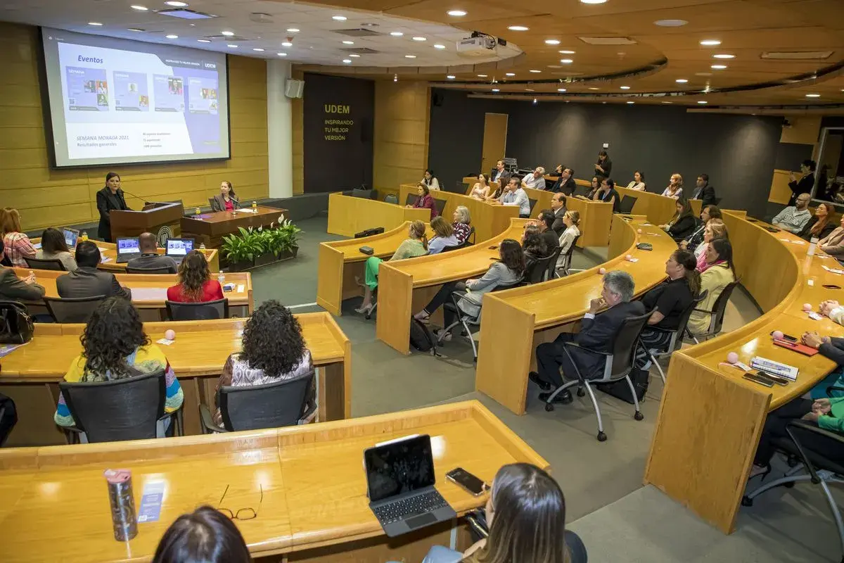 Archivo UDEM