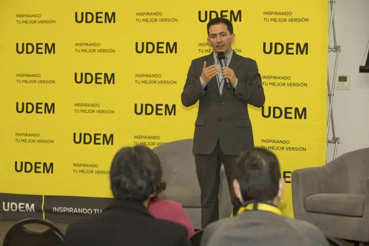 Archivo UDEM