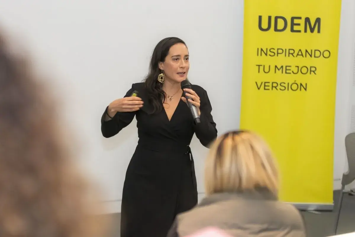 Archivo UDEM
