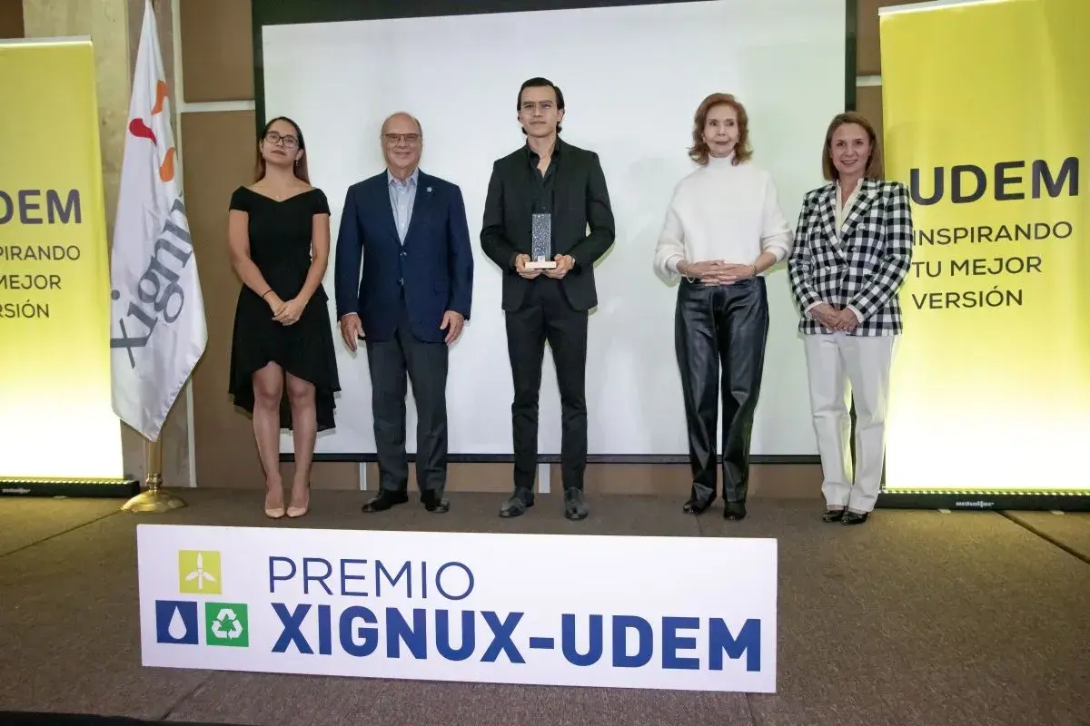 Archivo UDEM