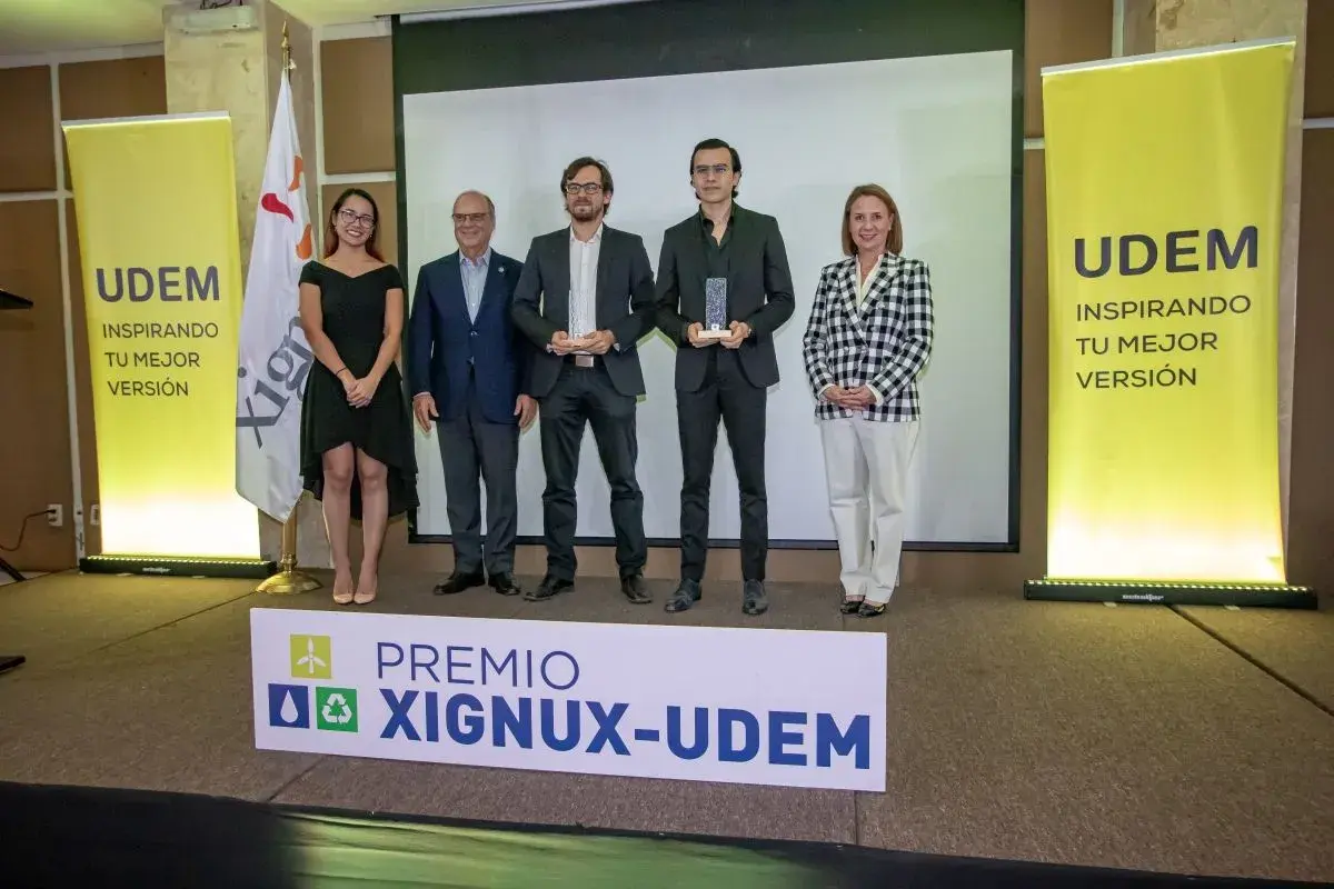 Archivo UDEM