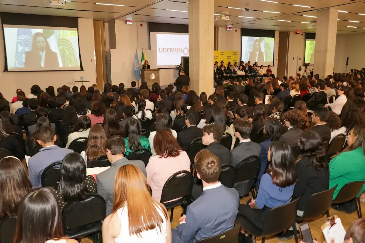 Archivo UDEM