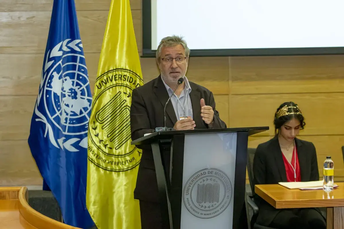 Archivo UDEM