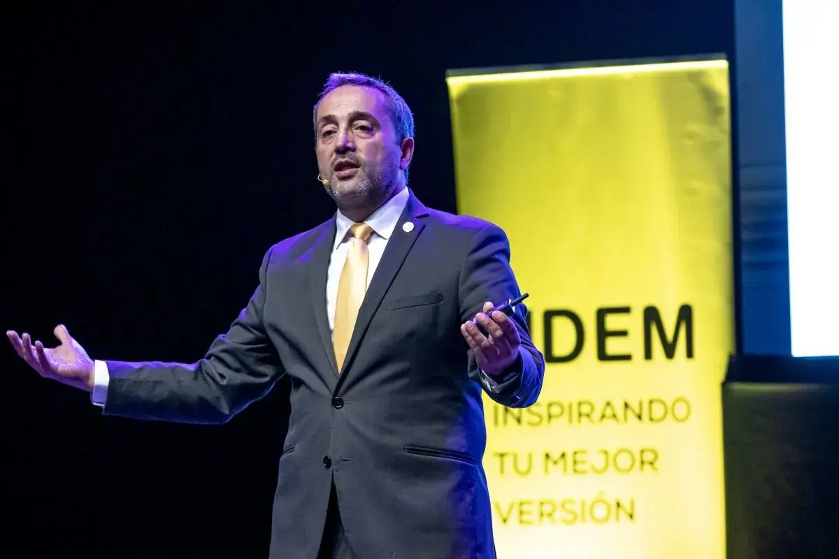 Archivo UDEM