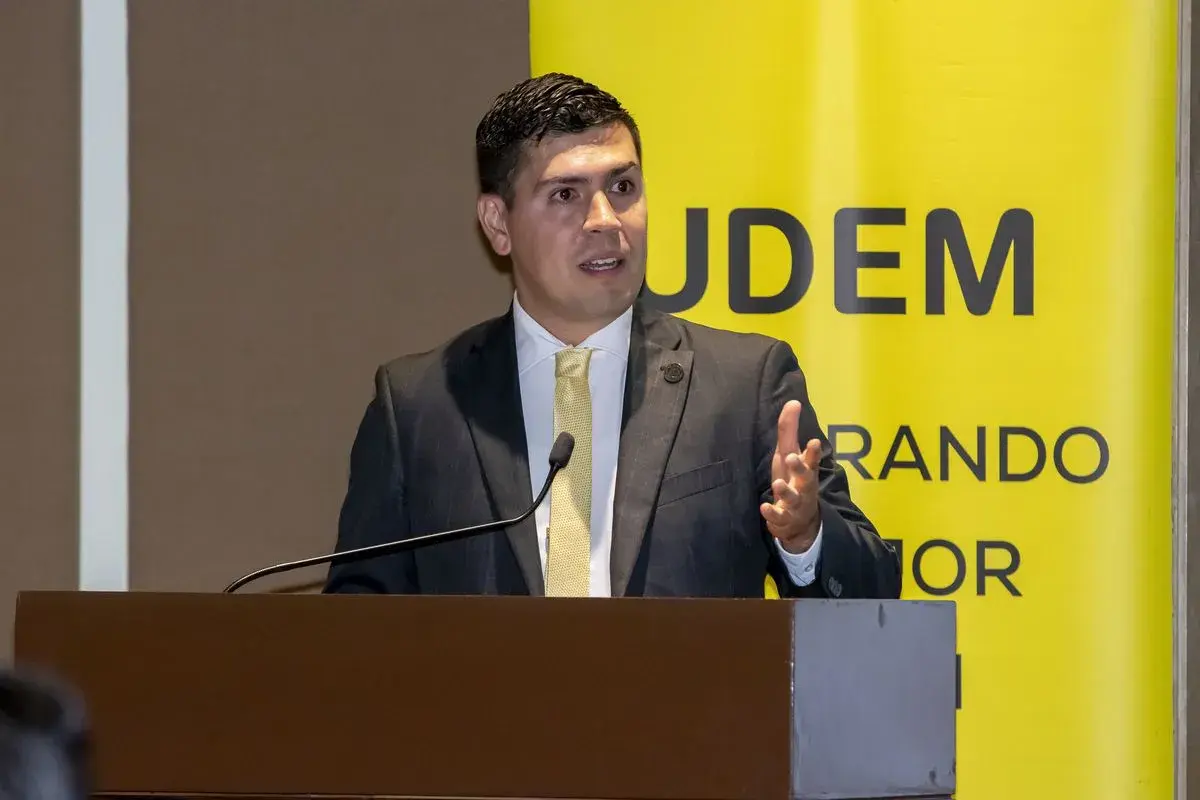 Archivo UDEM