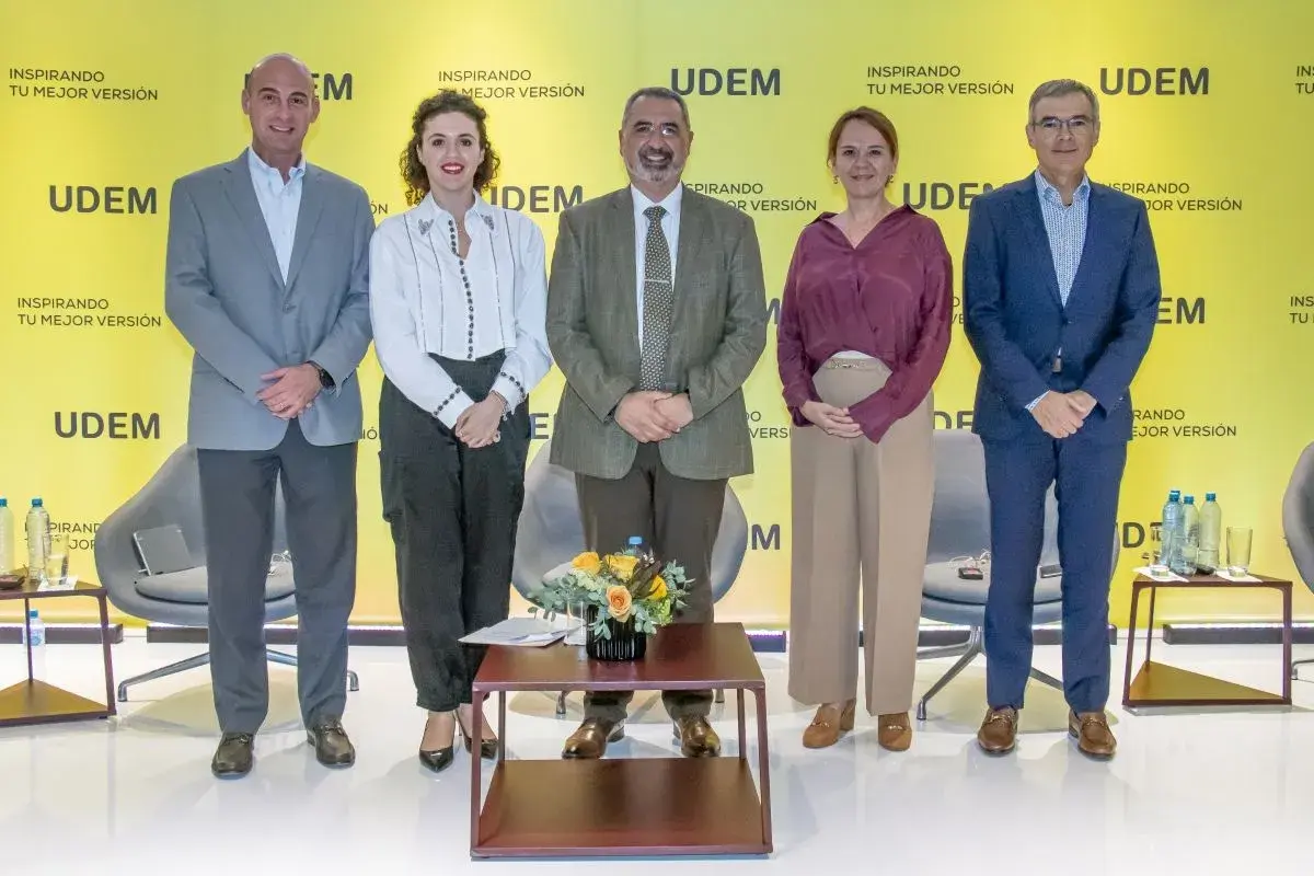 Archivo UDEM