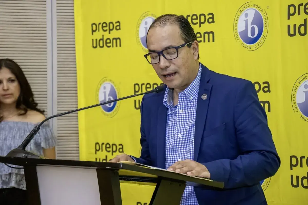 Archivo UDEM