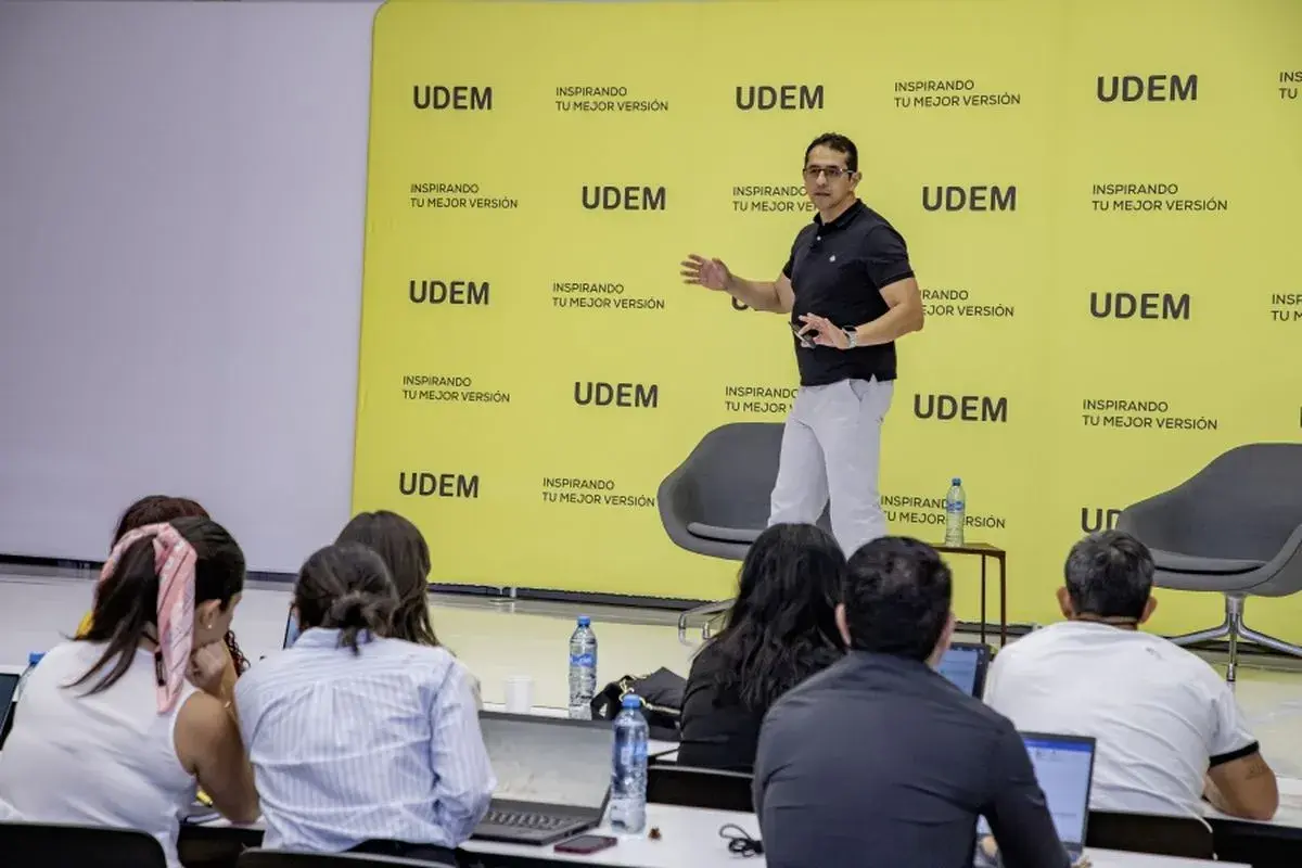Archivo UDEM