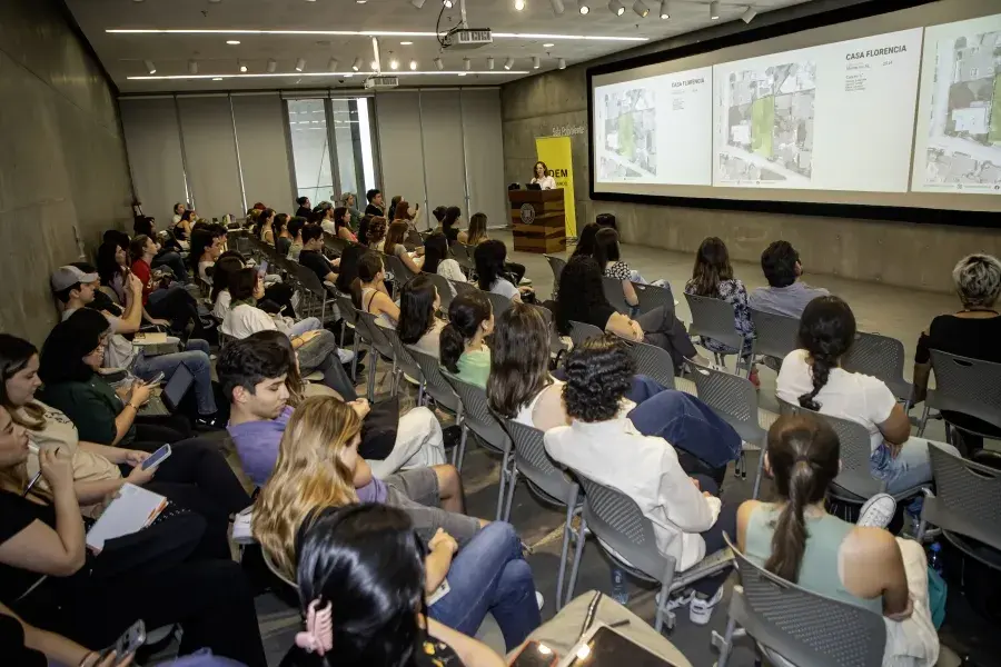 Archivo UDEM