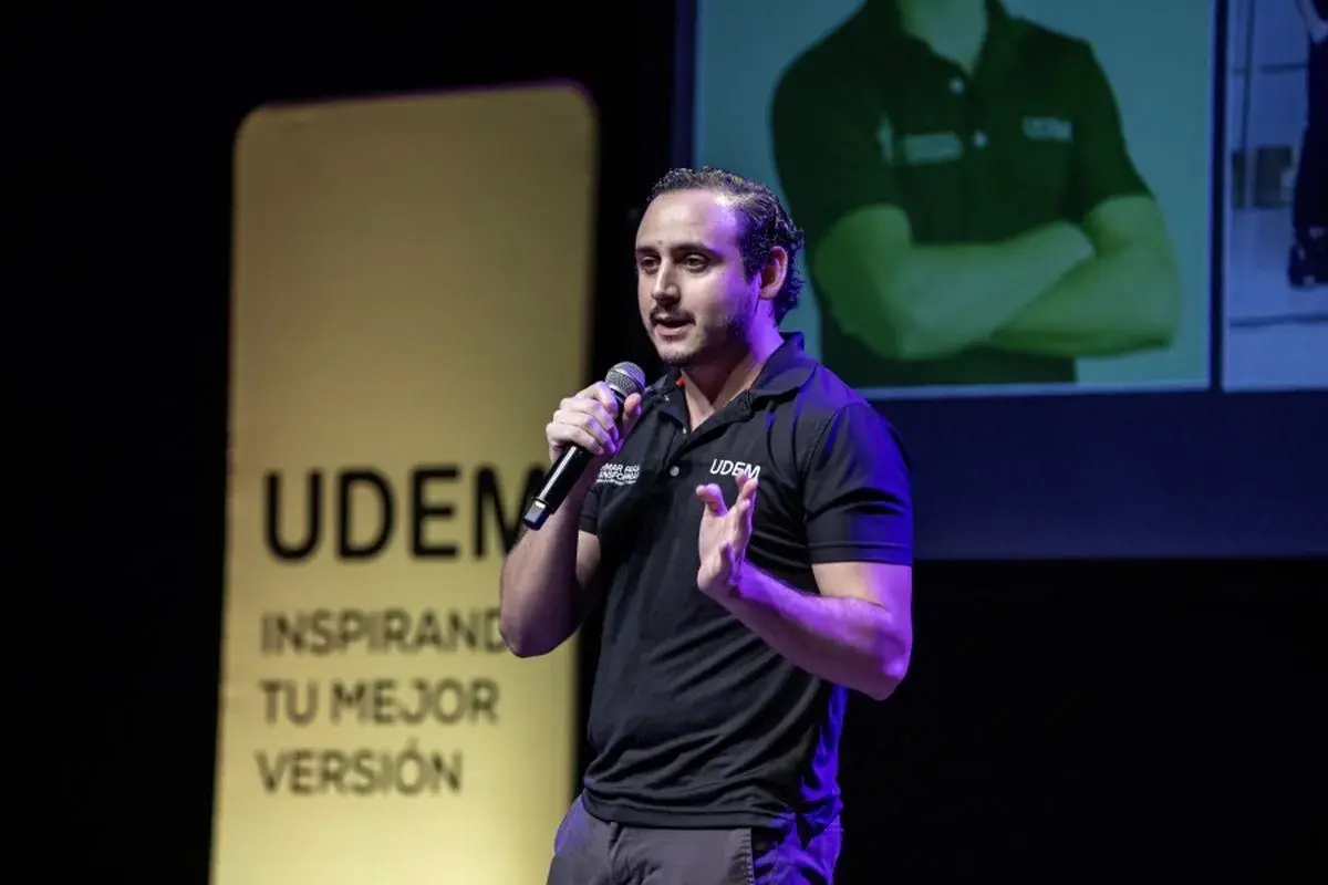 Archivo UDEM