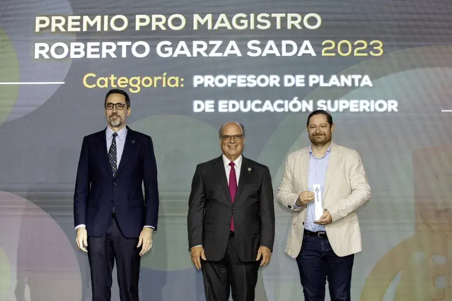 Archivo UDEM
