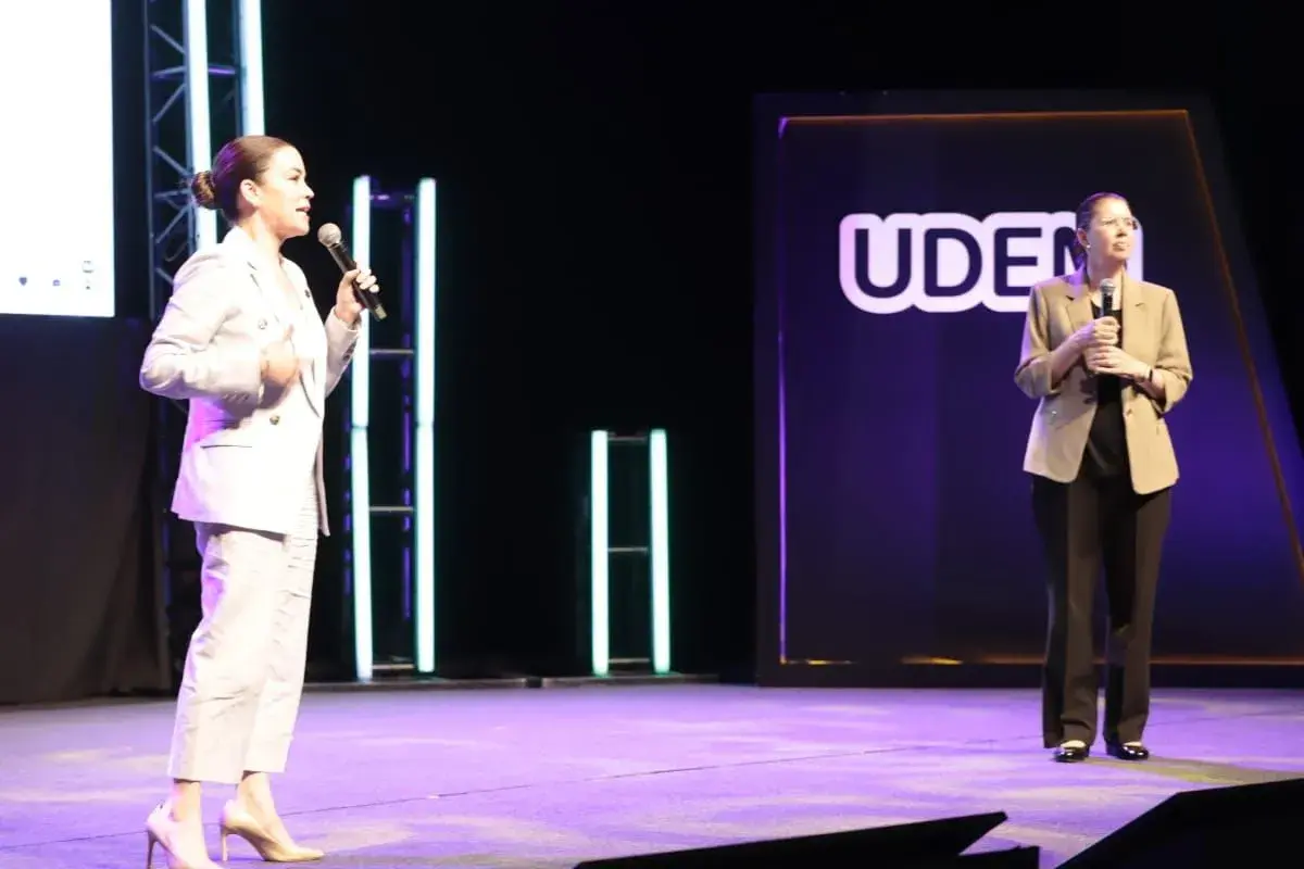 Archivo UDEM