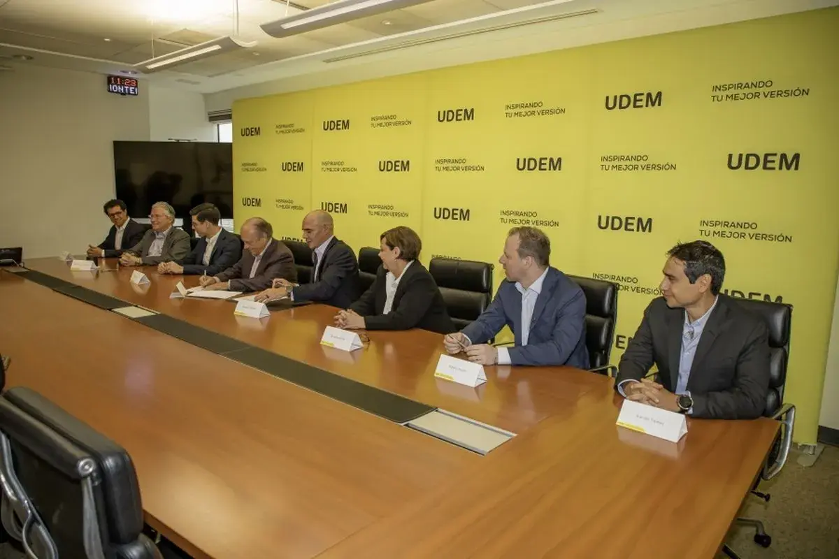 Archivo UDEM