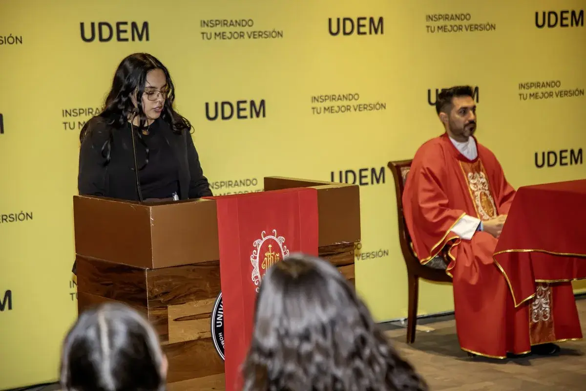 Archivo UDEM