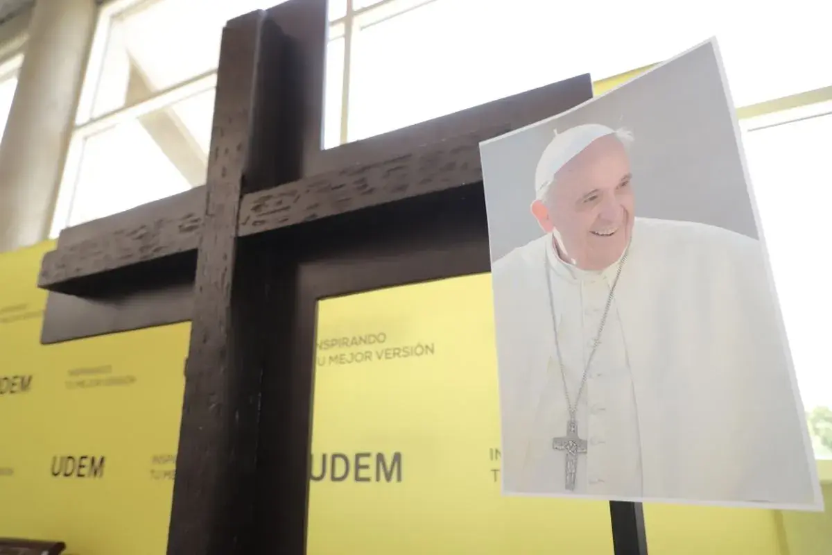 Archivo UDEM