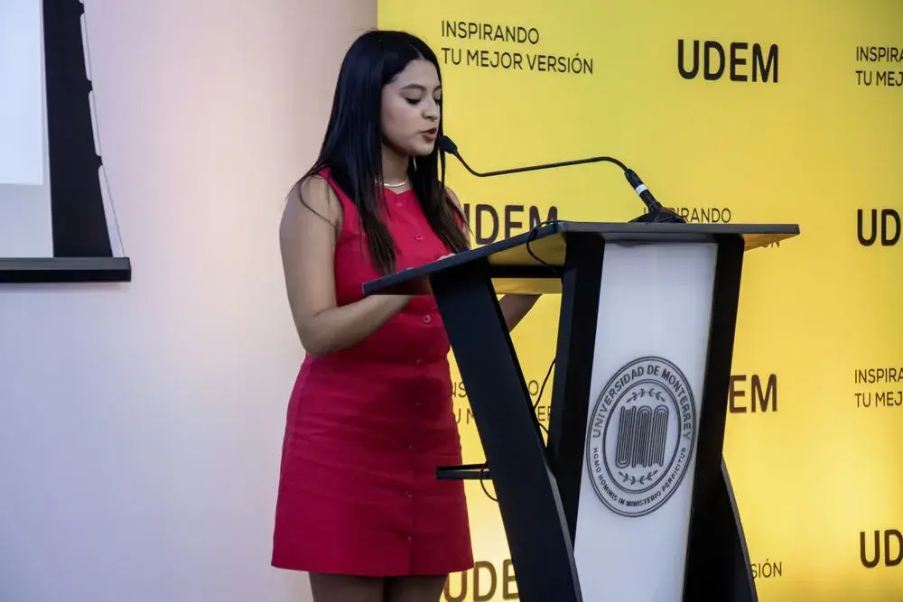Archivo UDEM