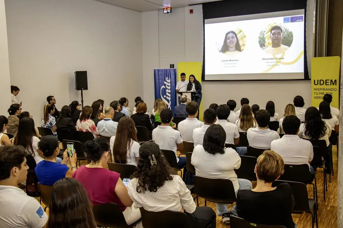 Archivo UDEM