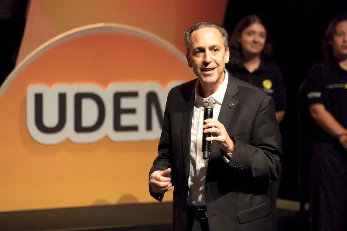 Archivo UDEM