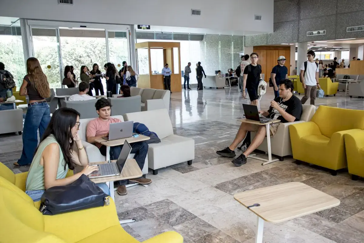 Archivo UDEM